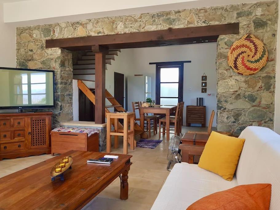Traditional House With Mountain View - Dierona Village Exterior foto